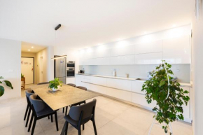NGH12 - Lovely, spacious 2 bedroom apartment., Naxxar